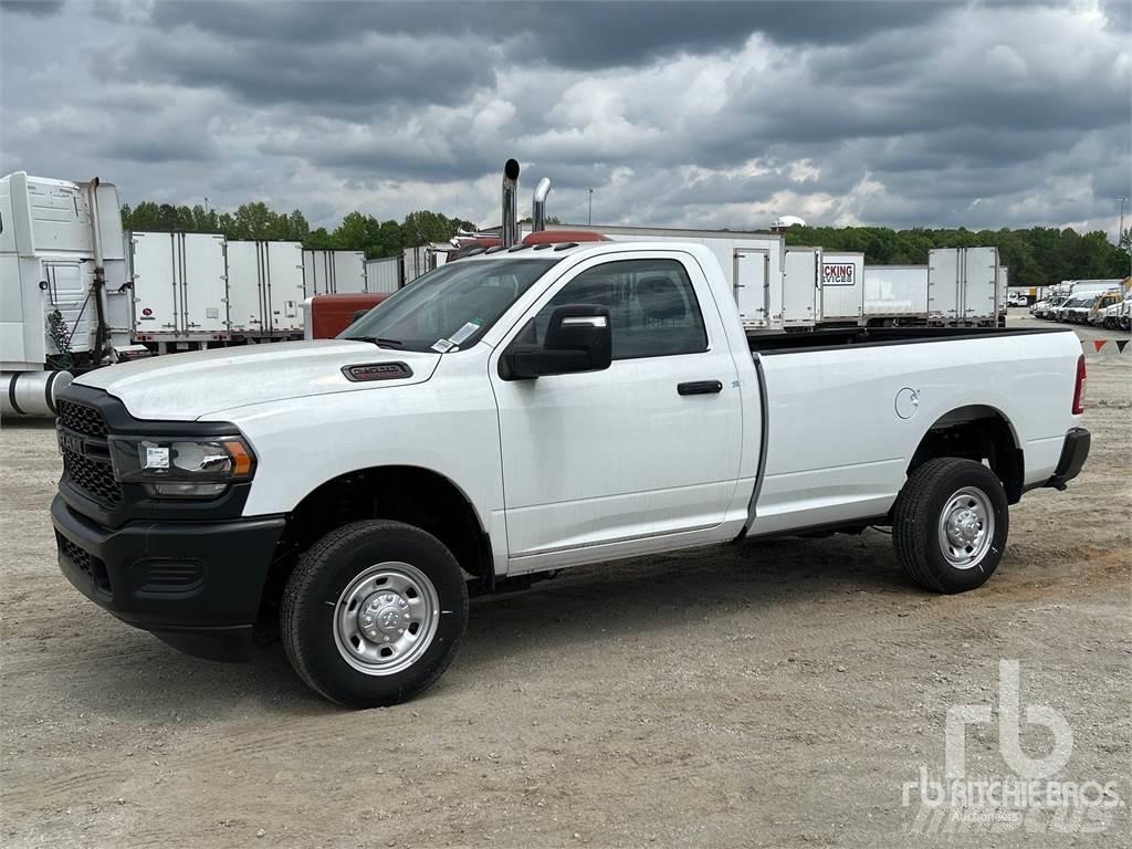 RAM 2500 皮卡.傳統半斗卡車/側卸板