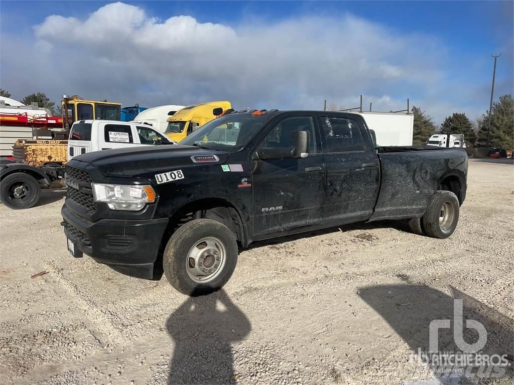 RAM 3500 皮卡.傳統半斗卡車/側卸板