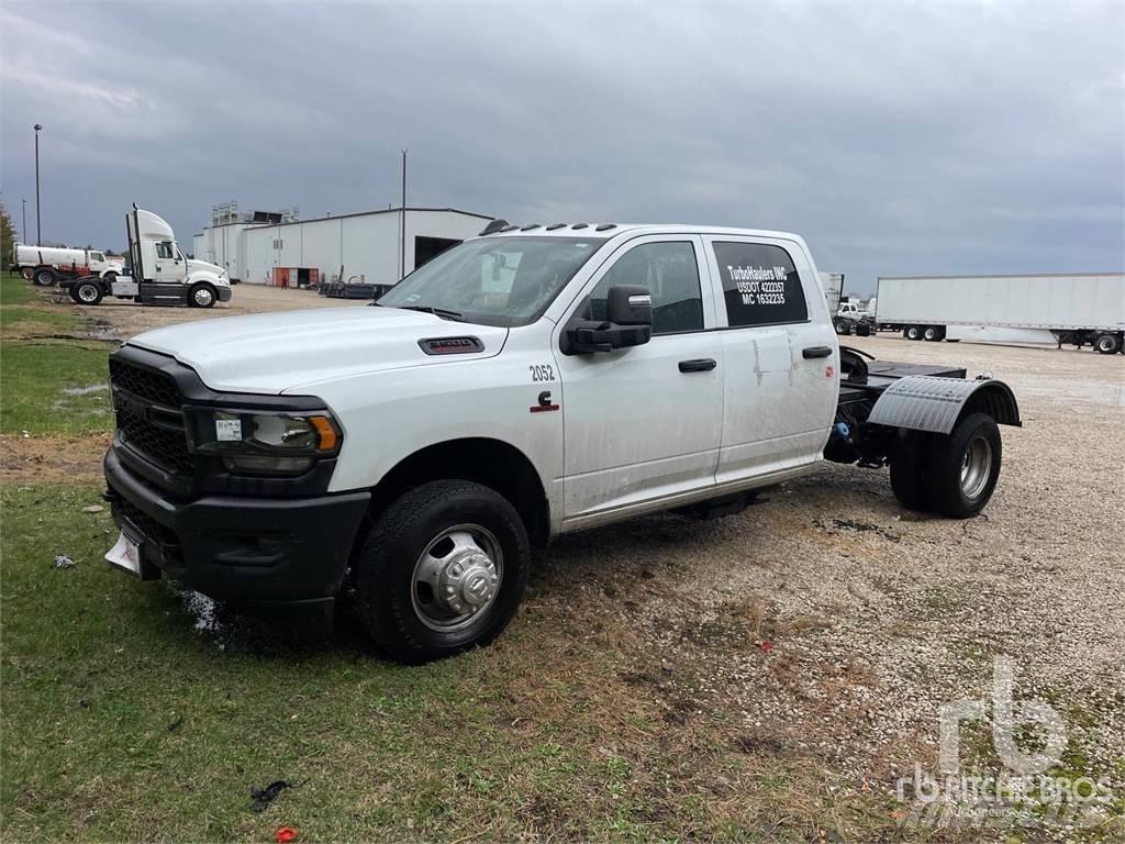 RAM 3500 商用底盤車