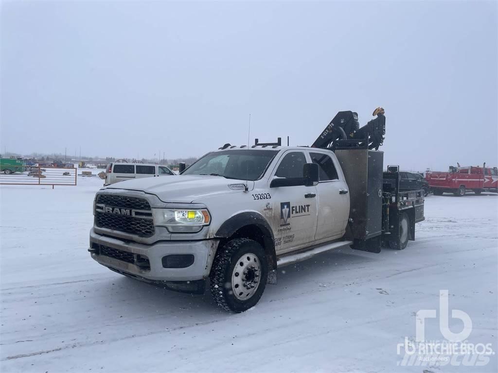 RAM 5500 起重機卡車