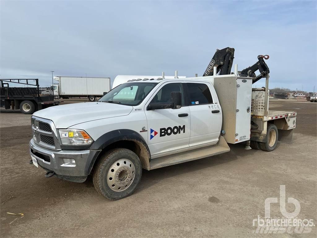 RAM 5500 起重機卡車