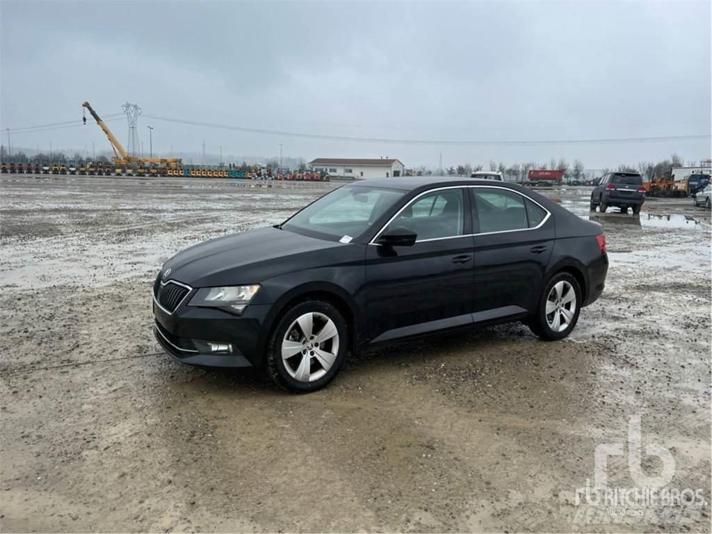 Skoda SUPERB 汽車