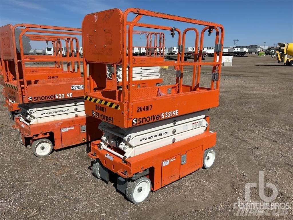 Snorkel S3219E 剪式升降機