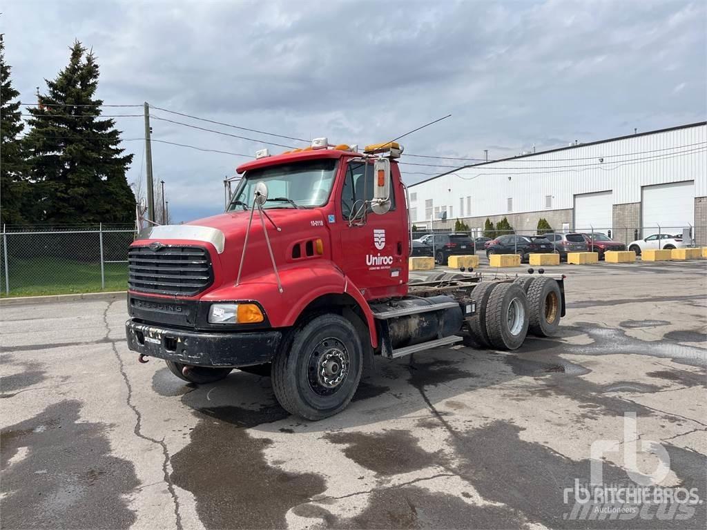 Sterling LT9500 商用底盤車