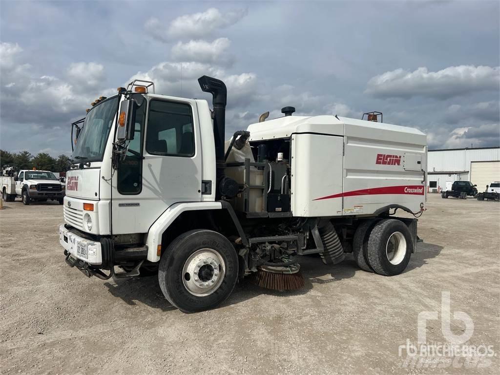 Sterling SC8000 清掃車