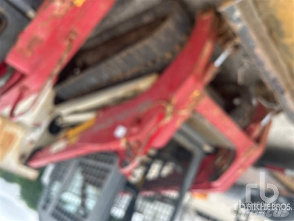 Takeuchi TL10 滑移轉向裝載機