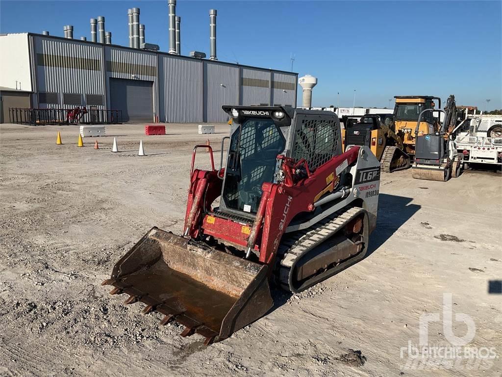 Takeuchi TL6R 滑移轉向裝載機