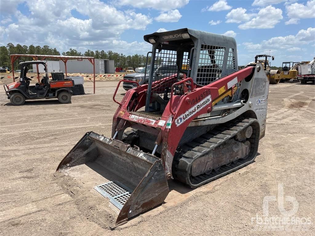 Takeuchi TL8 滑移轉向裝載機