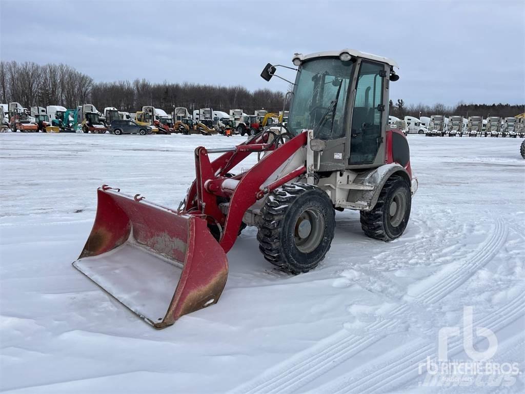 Takeuchi TW65 輪胎式裝載機