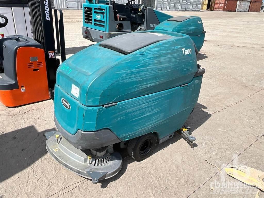 Tennant T600 掃倉機