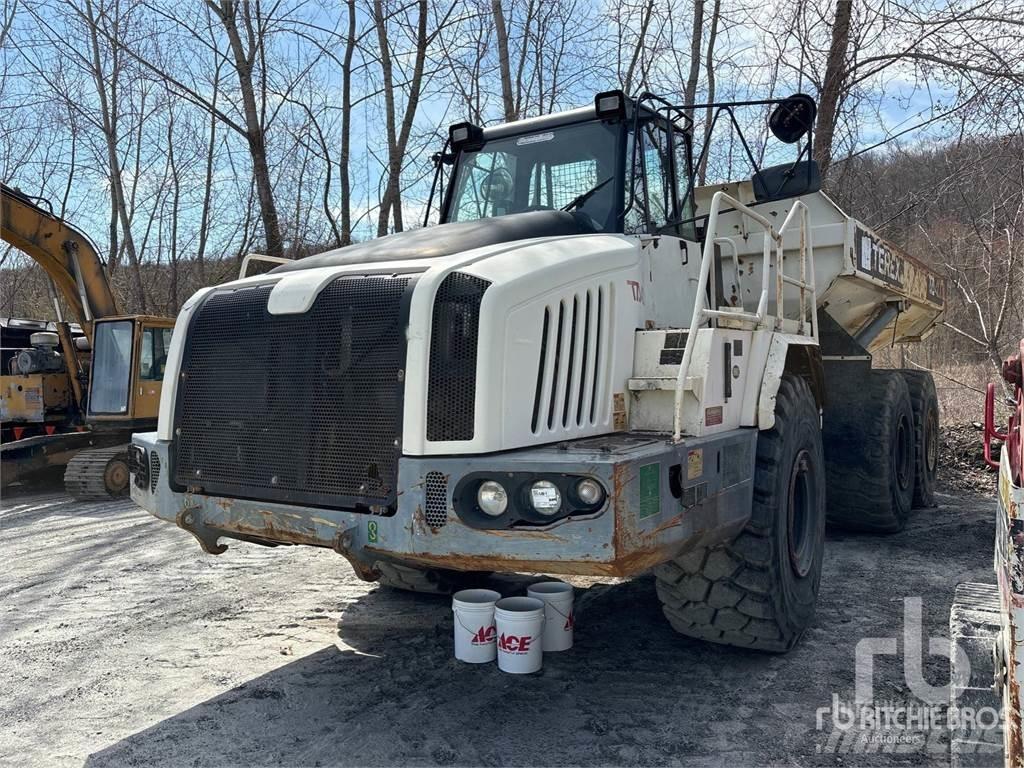 Terex TA400 鉸接式起吊車