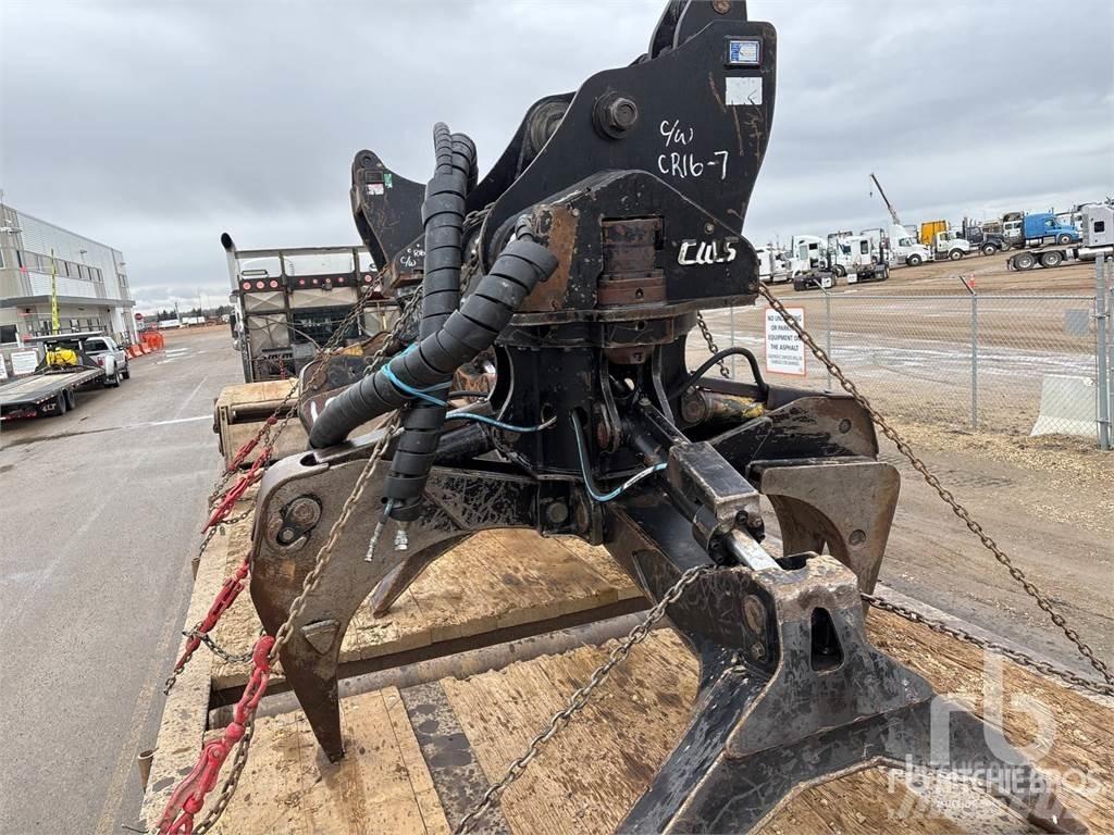 Tigercat 880 鉗式裝載機
