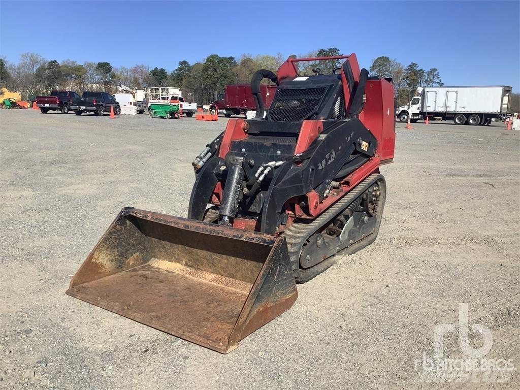 Toro TX1000 滑移轉向裝載機