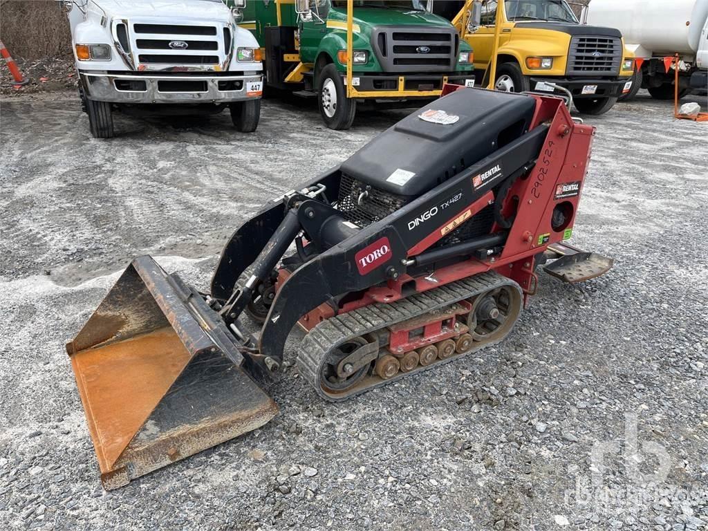 Toro TX427 滑移轉向裝載機