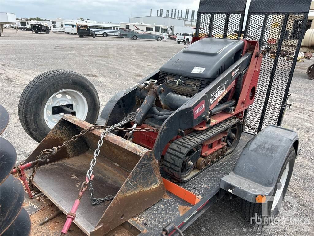 Toro TX427 滑移轉向裝載機