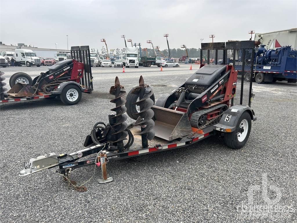 Toro TX427 滑移轉向裝載機