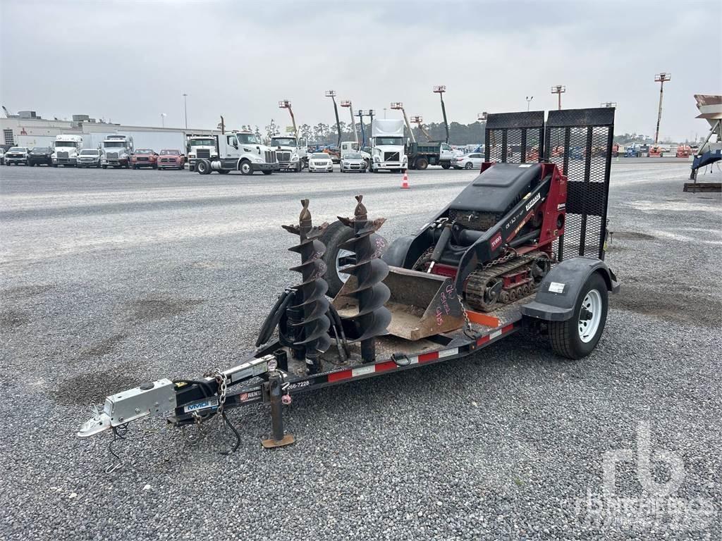 Toro TX427 滑移轉向裝載機