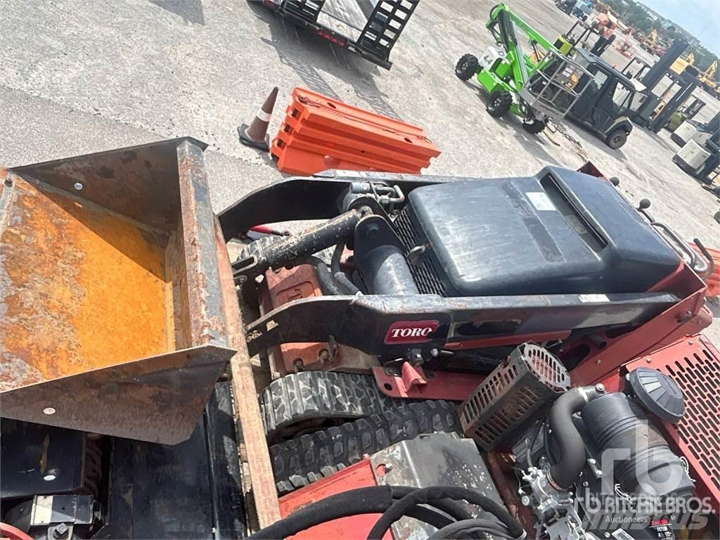 Toro TX525N 滑移轉向裝載機