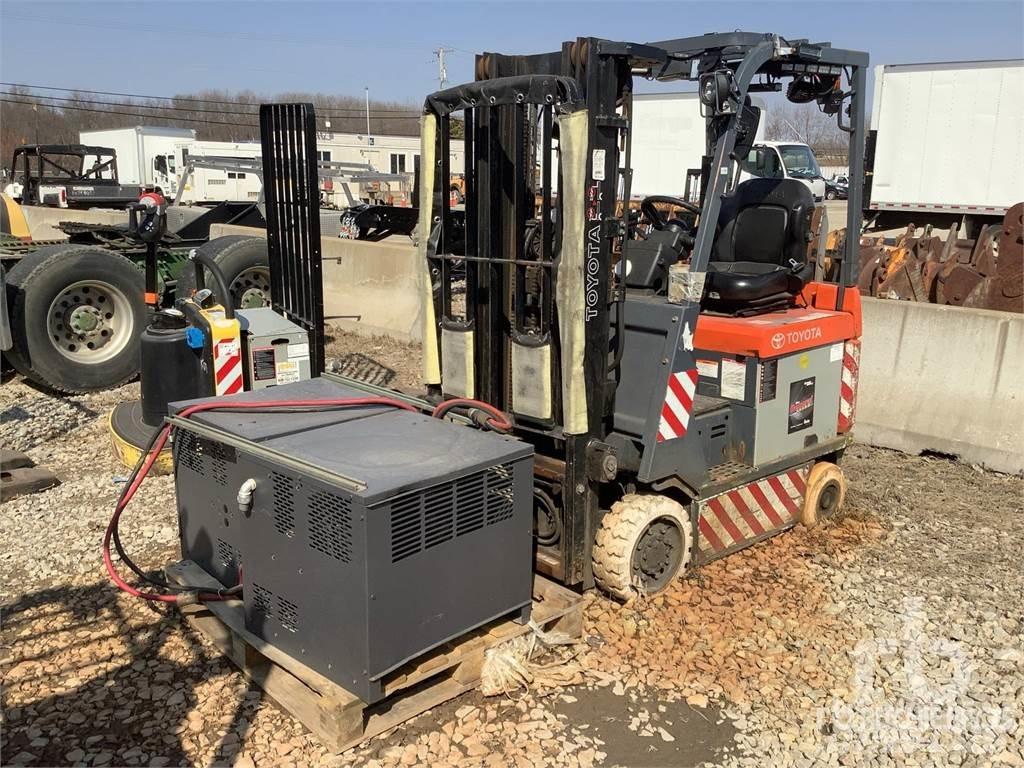 Toyota 7FBCU15 電動堆高機