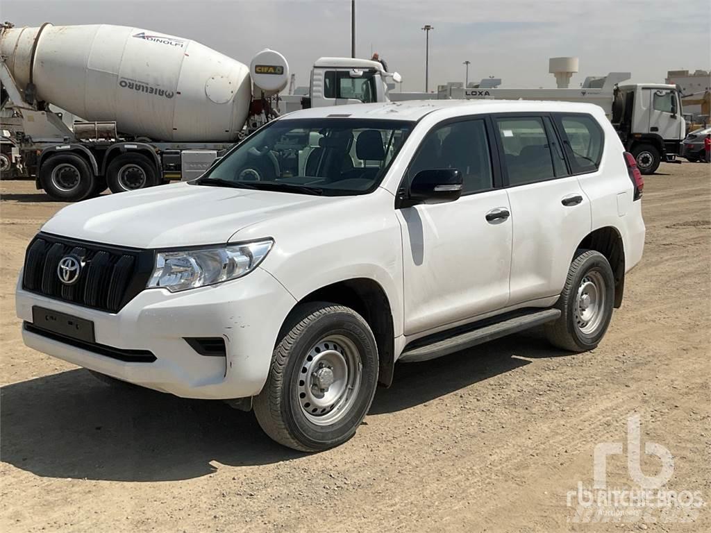 Toyota PRADO 皮卡.傳統半斗卡車/側卸板