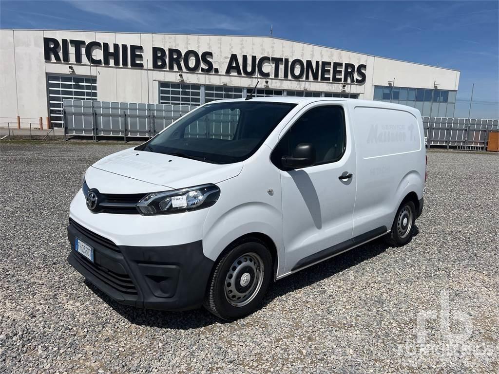Toyota PROACE 廂式貨物運輸車