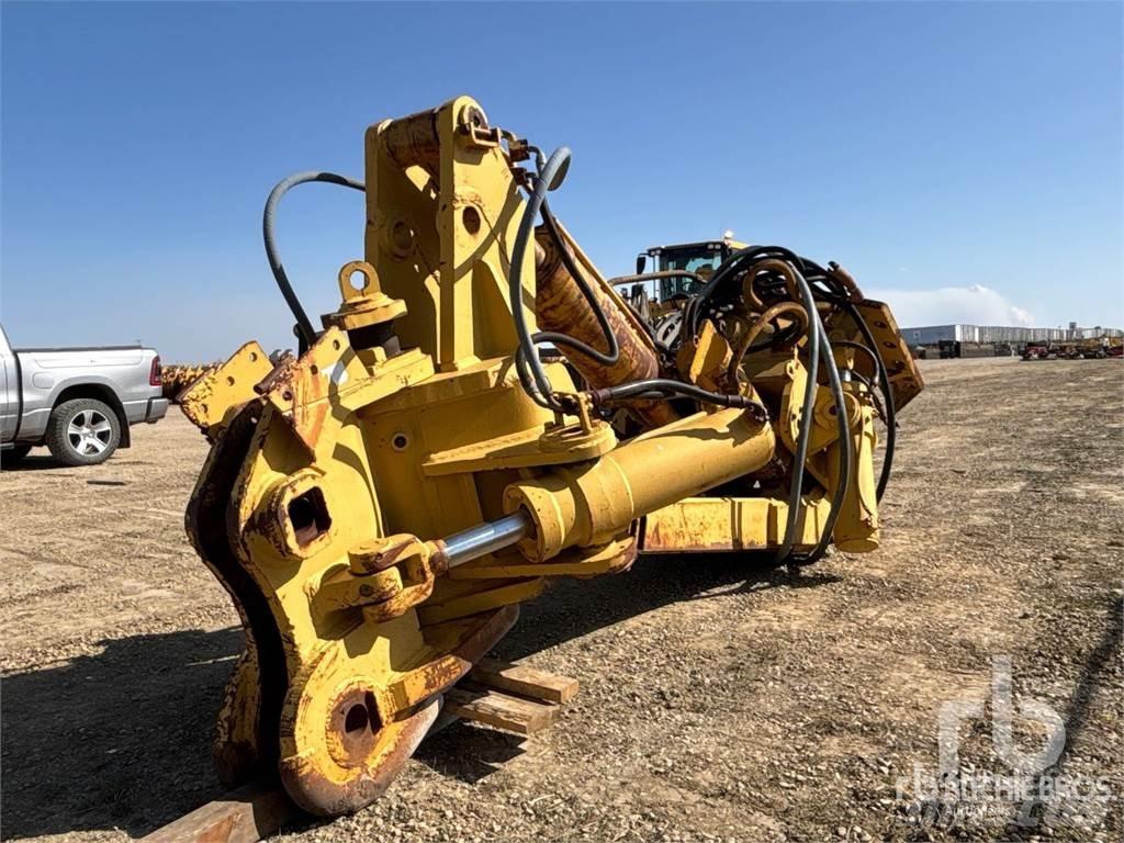 Trimble CB460 鬆土機