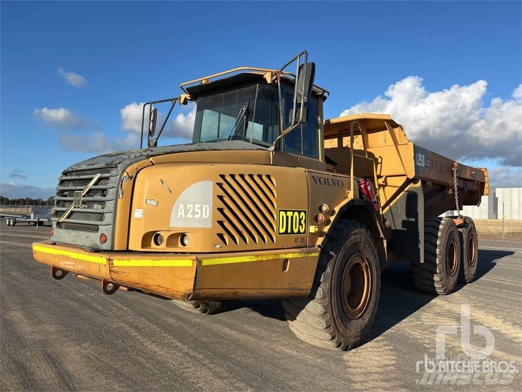 Volvo A25D 鉸接式起吊車