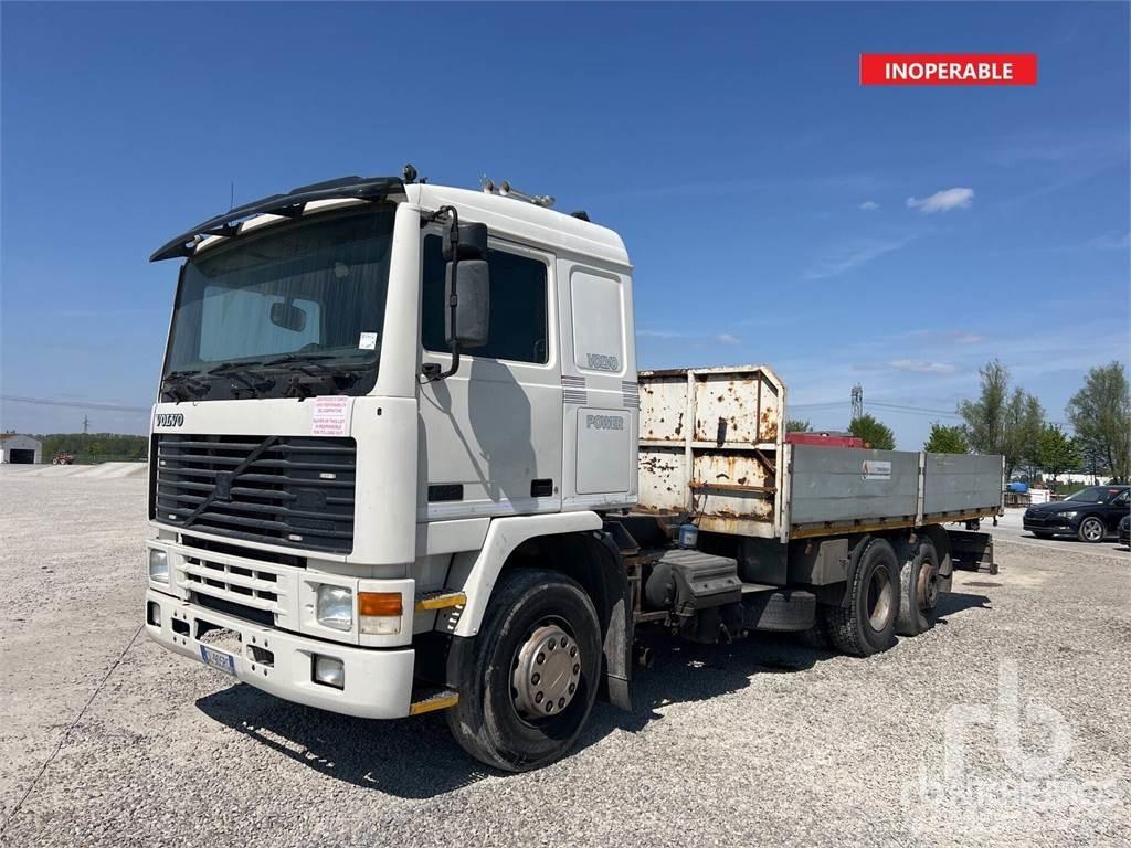 Volvo F12 平板式/側卸式卡車