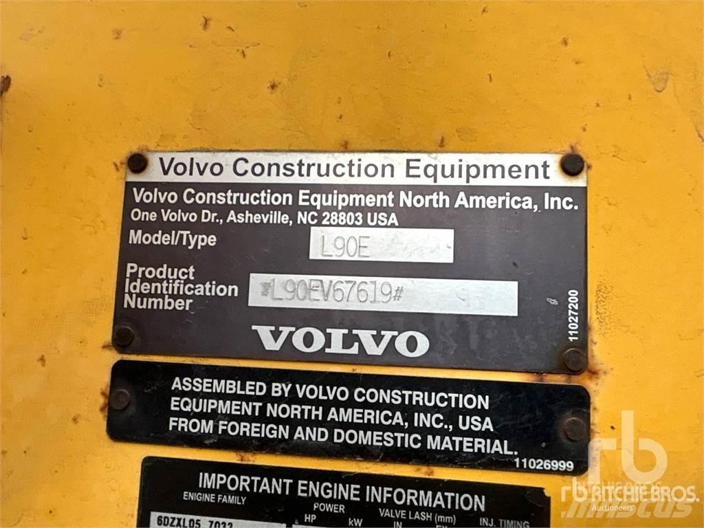 Volvo L90E 輪胎式裝載機