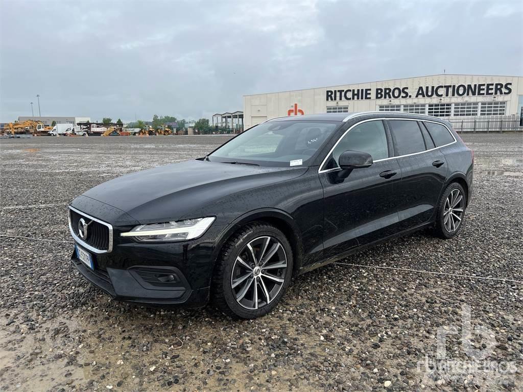 Volvo V60 汽車