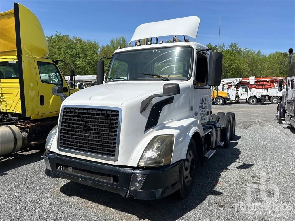 Volvo VNL 曳引機組件