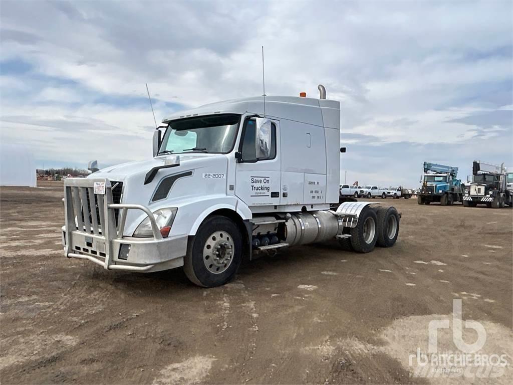 Volvo VNL 曳引機組件