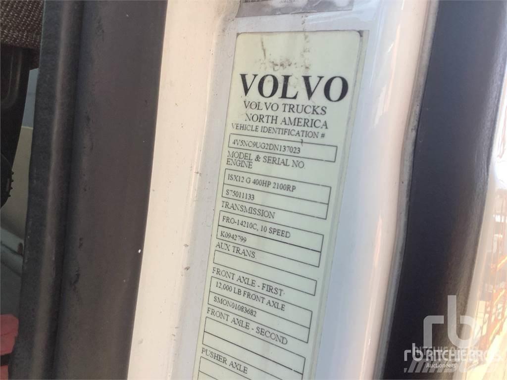 Volvo VNL 曳引機組件