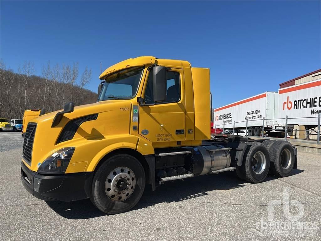 Volvo VNL300 曳引機組件