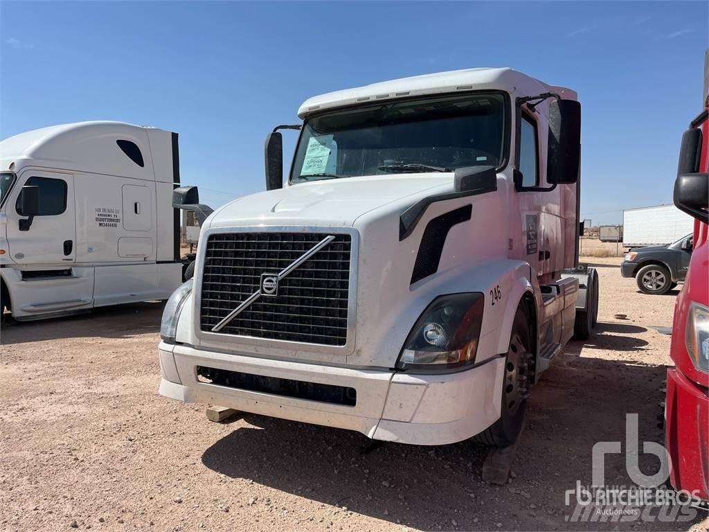 Volvo VNL630 曳引機組件