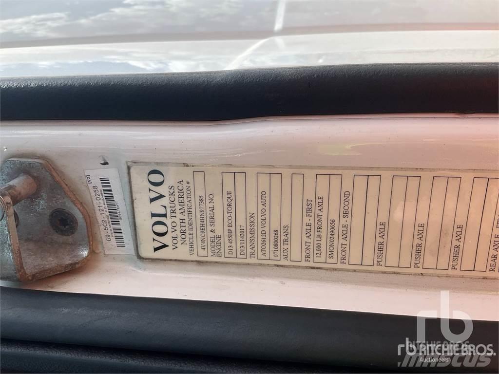 Volvo VNL64 曳引機組件