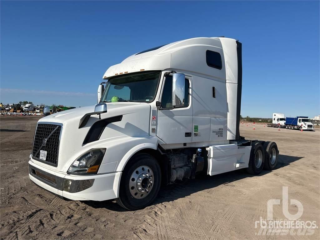 Volvo VNL670 曳引機組件
