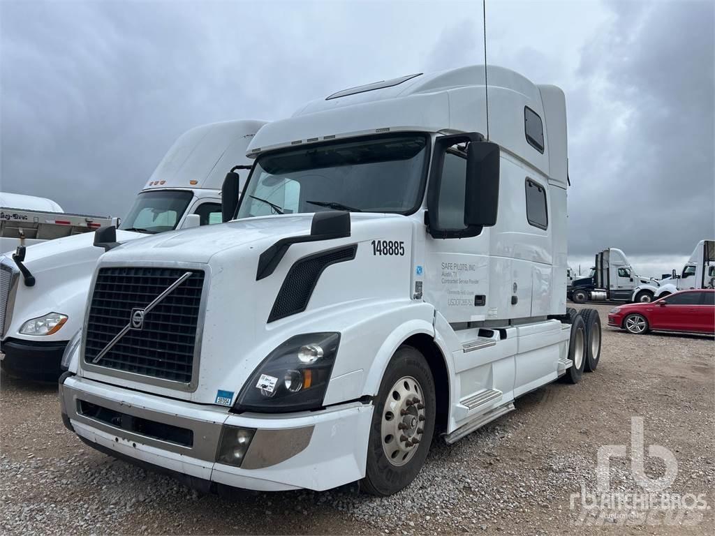 Volvo VNL670 曳引機組件