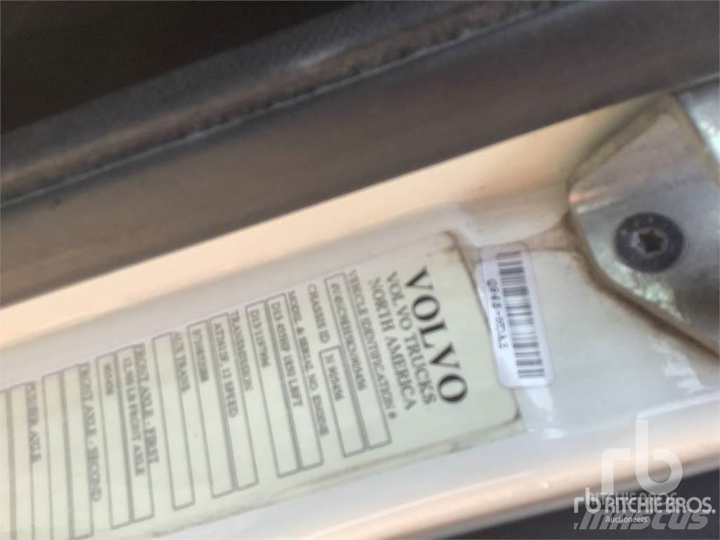 Volvo VNL860 曳引機組件