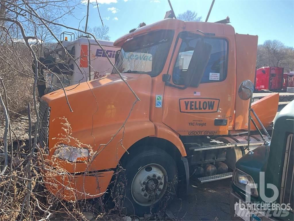 Volvo VNM 曳引機組件