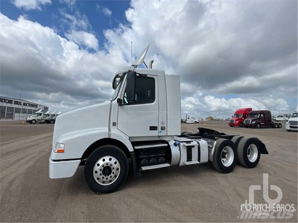 Volvo VNM200 曳引機組件
