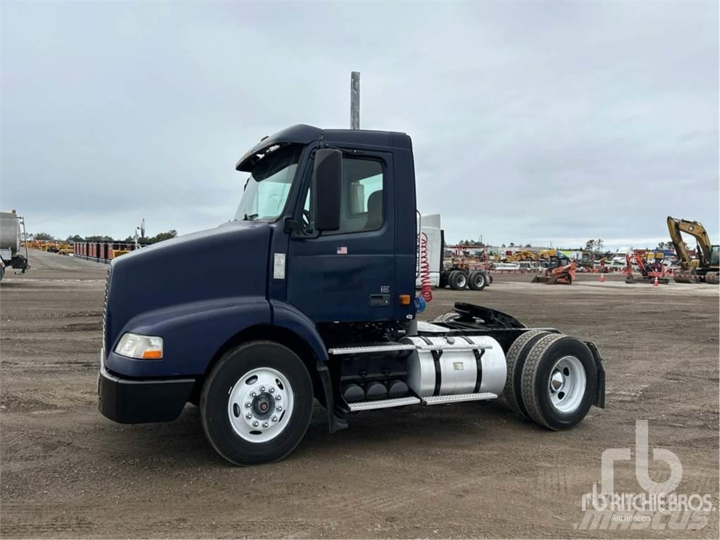 Volvo VNM200 曳引機組件