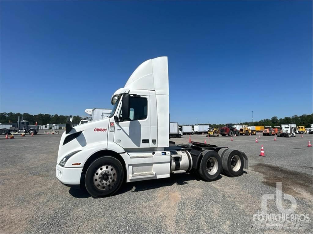 Volvo VNR300 曳引機組件