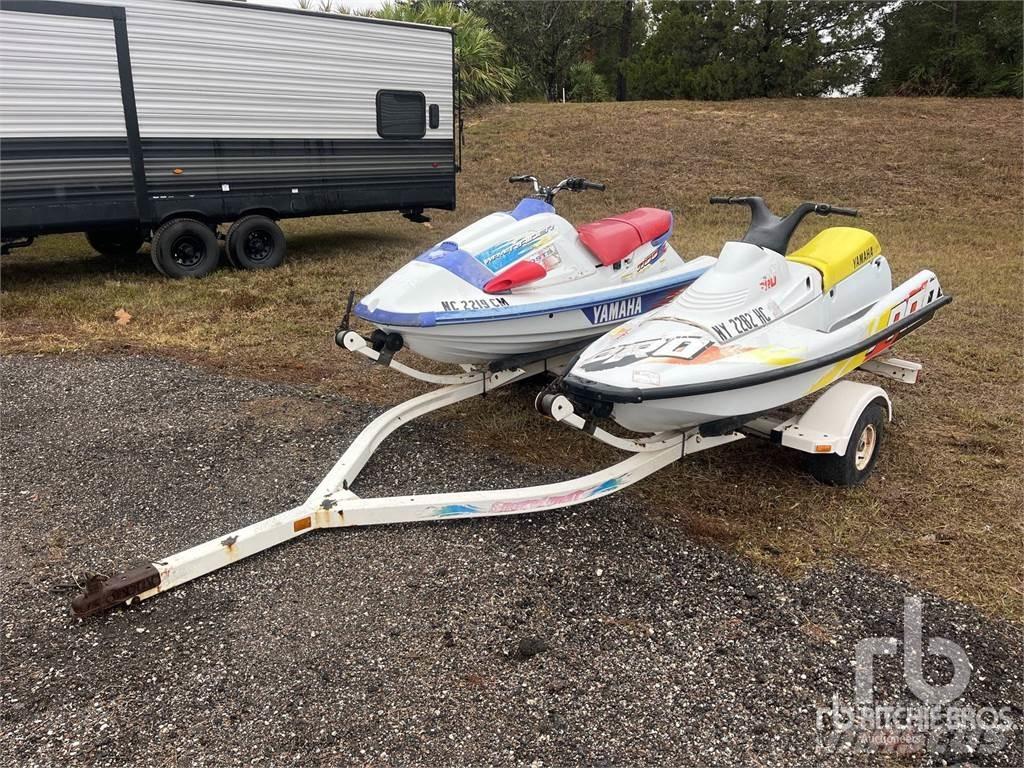 Yamaha VXR PRO 工作船艇 / 駁船