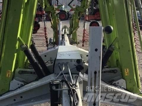 CLAAS 3600L 耙與翻草機