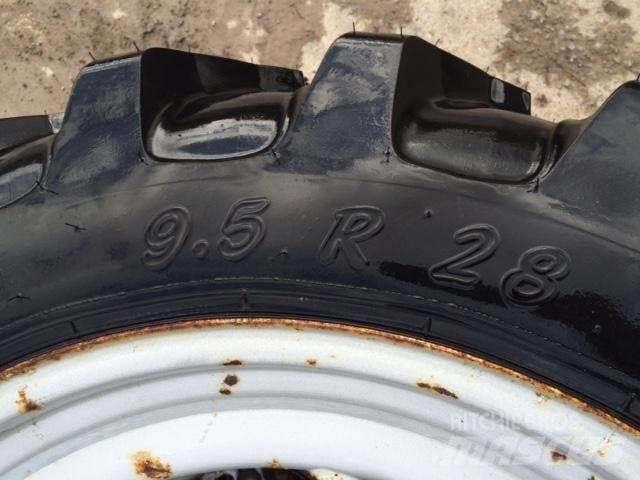 Stocks 9.5R28 其他農業機械