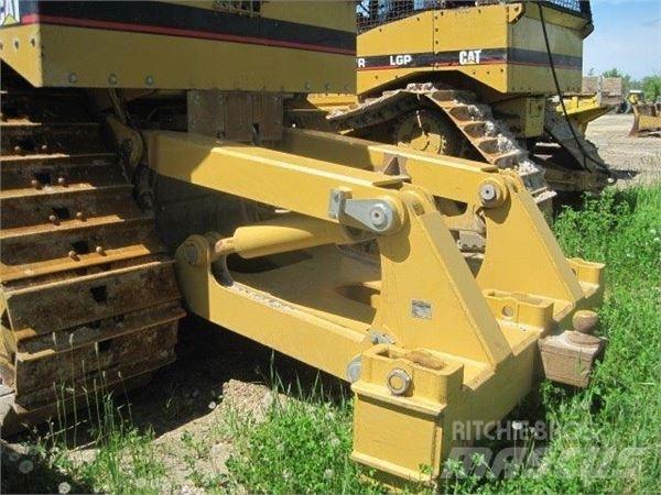 CAT D7H LGP 履帶推土機