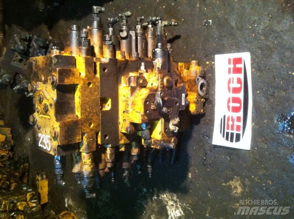 Komatsu BRAK OZNACZEŃ 油壓