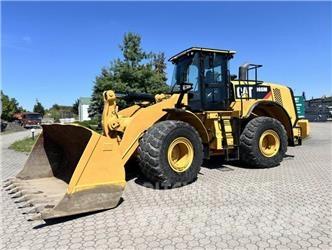 CAT 966M 輪胎式裝載機