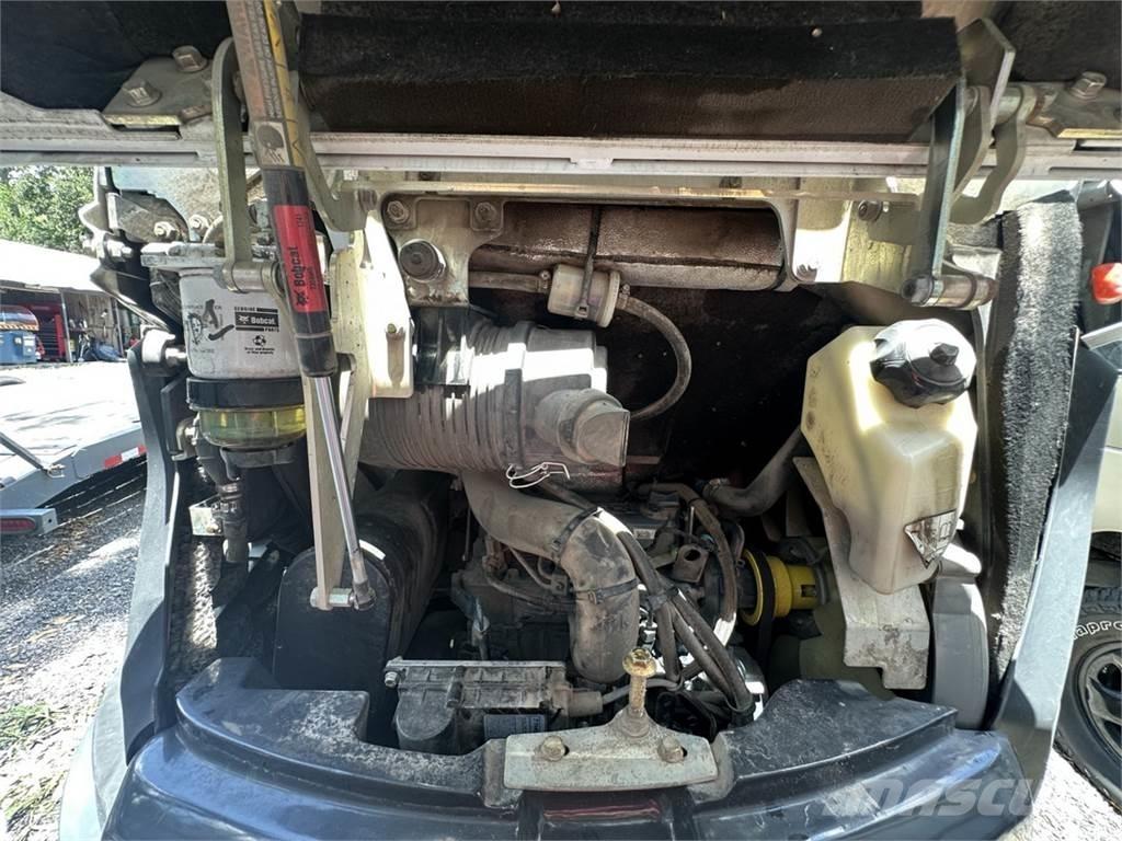 Bobcat E26 中型挖土機/掘鑿機/挖掘機 7t-12t